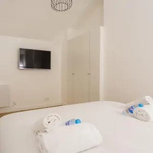 Cmg Rivoli/ Notre-dame I , Paris France